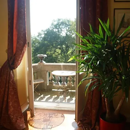 Chateau Neufays *