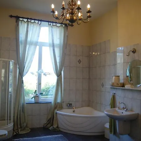 Chateau Neufays Πανσιόν Theux