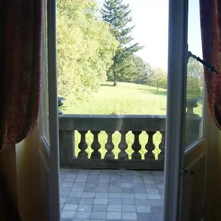 Πανσιόν Chateau Neufays