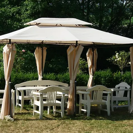 Chateau Neufays Guest house