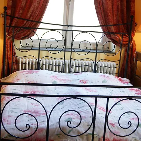 Chateau Neufays ティユー