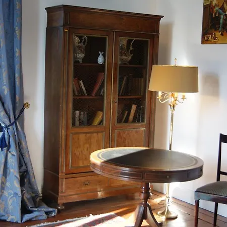 Πανσιόν Chateau Neufays 4*