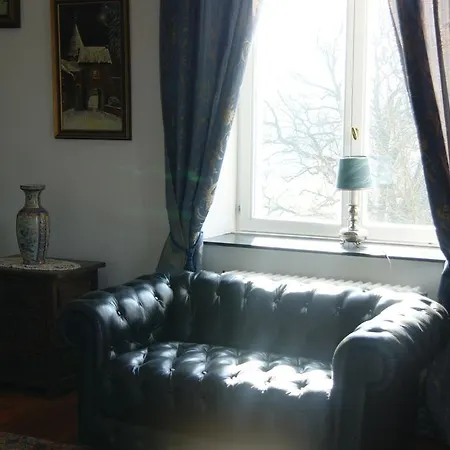 Πανσιόν Chateau Neufays