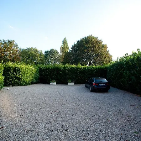 Chateau Neufays *